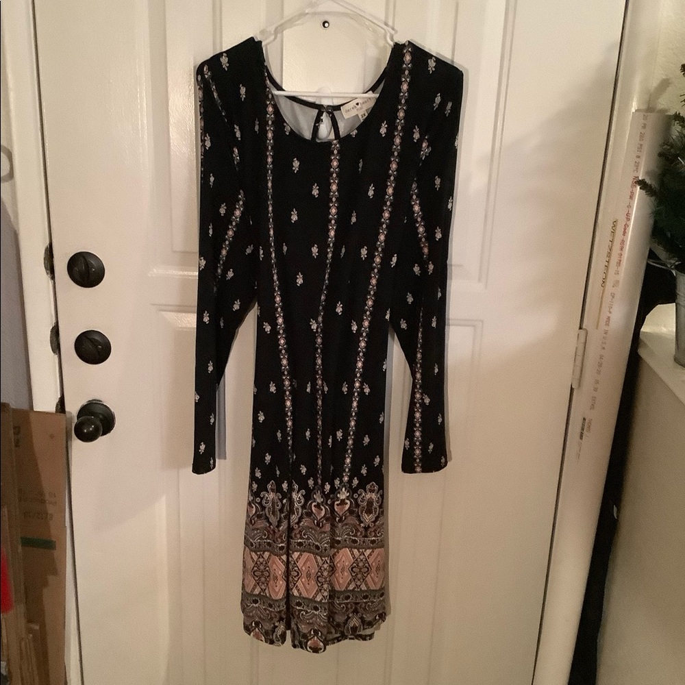 Border dress